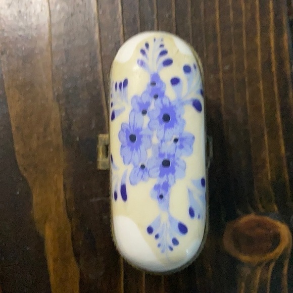 VINTAGE Blue Delft Floral Rectangle Trinket Box - Picture 4 of 13